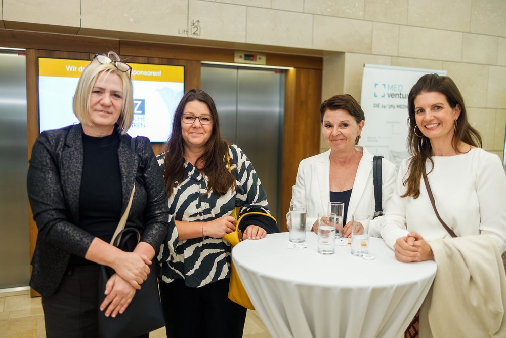 Beim TELEIOS Gala-Abend 2024 im Musiktheater Linz mit dabei war auch das Haus der Barmherzigkeit-Clementinum, das zu den nominierten Einrichtungen zählten; 